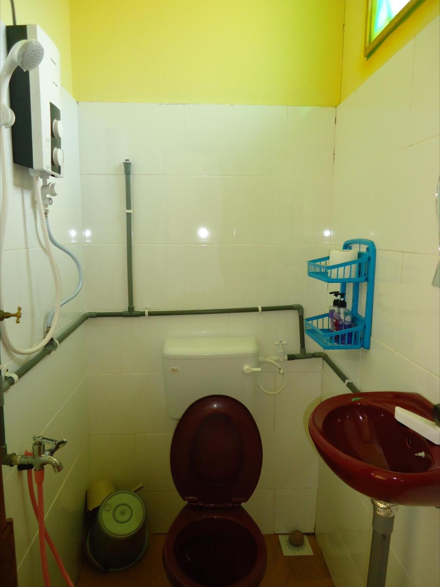 D'Pinggir Guest Room Kuala Tahan Eksteriør billede